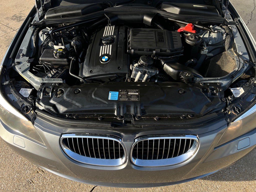 2010 BMW 5 Series Image 44