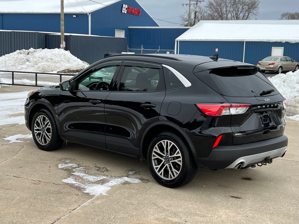 2020 Ford Escape Image 4