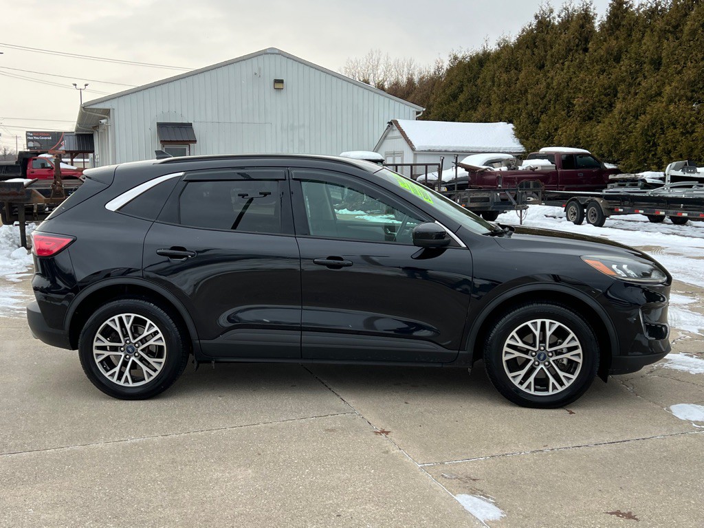 2020 Ford Escape Image 9