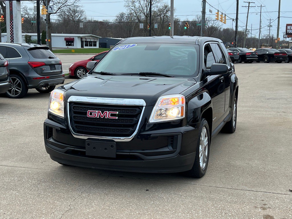 2017 GMC Terrain Image 4
