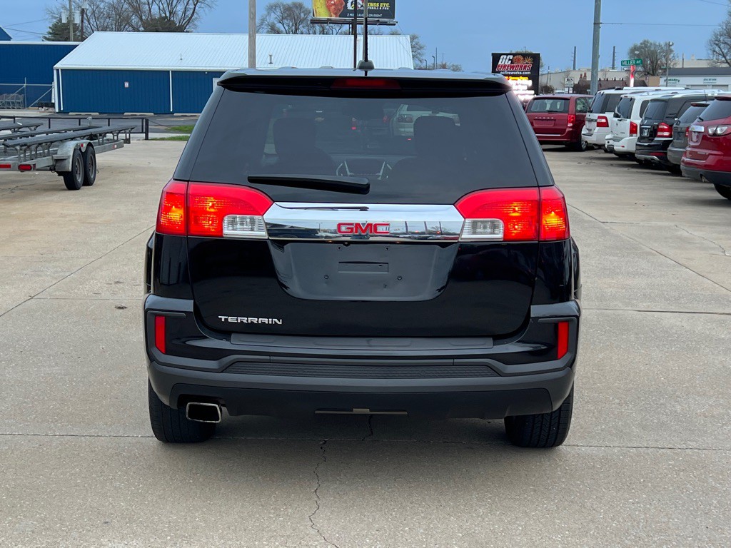 2017 GMC Terrain Image 8