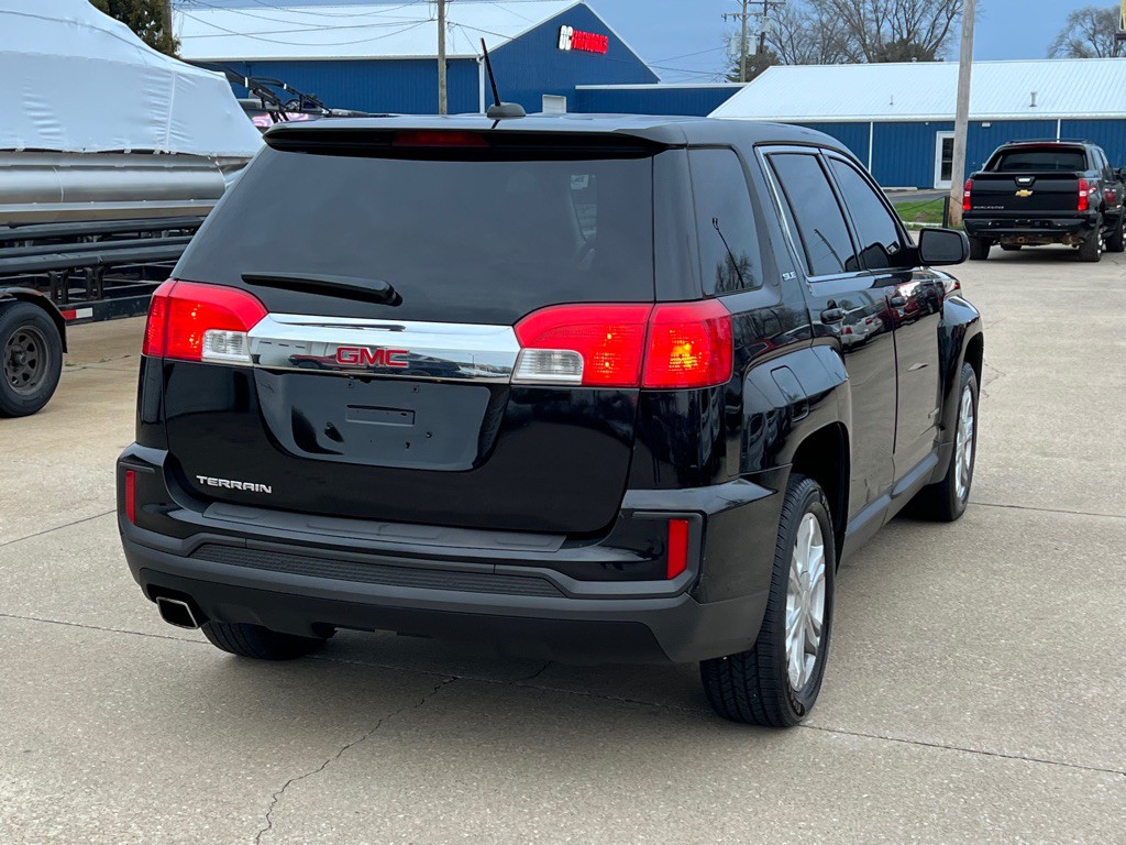 2017 GMC Terrain Image 9