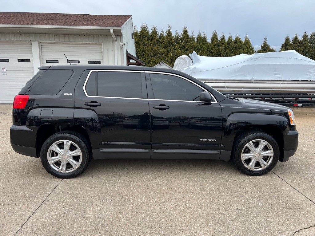 2017 GMC Terrain Image 11
