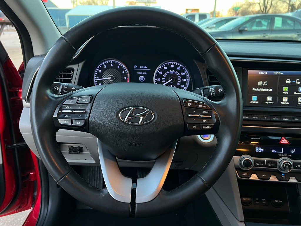 2020 Hyundai Elantra Image 14