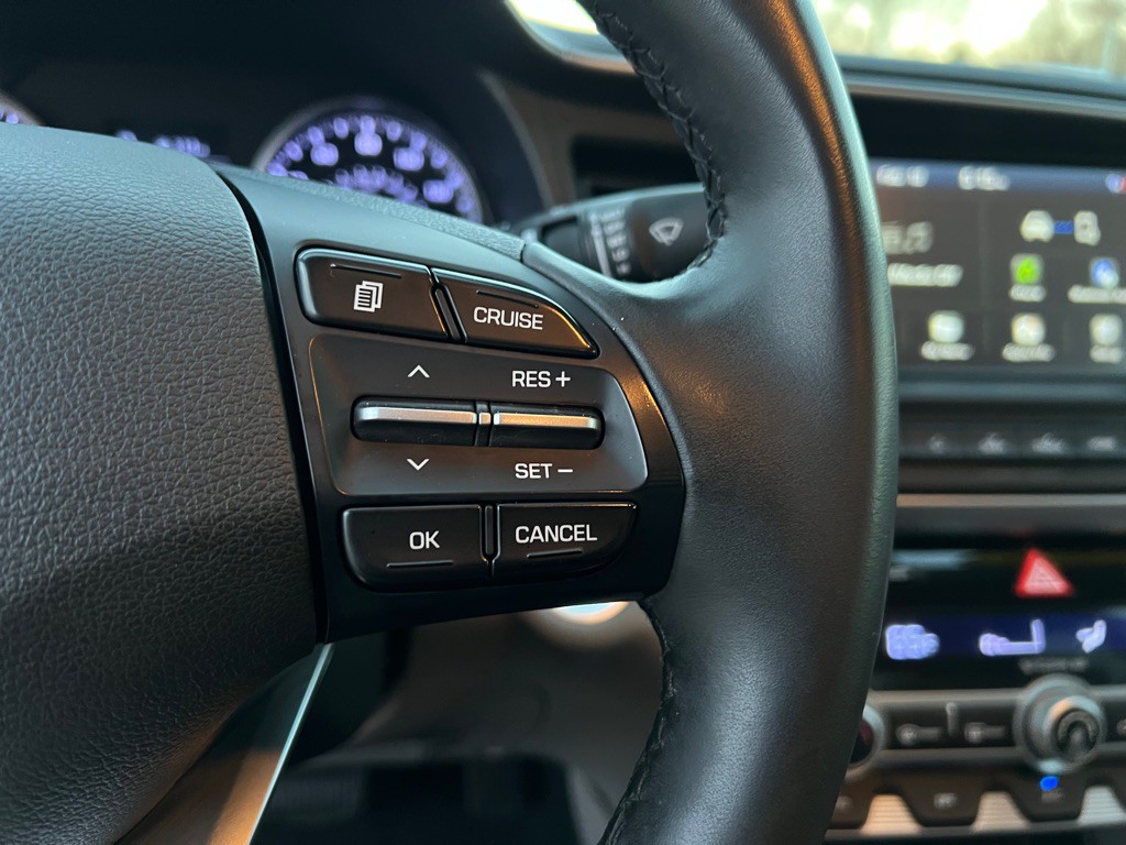 2020 Hyundai Elantra Image 15