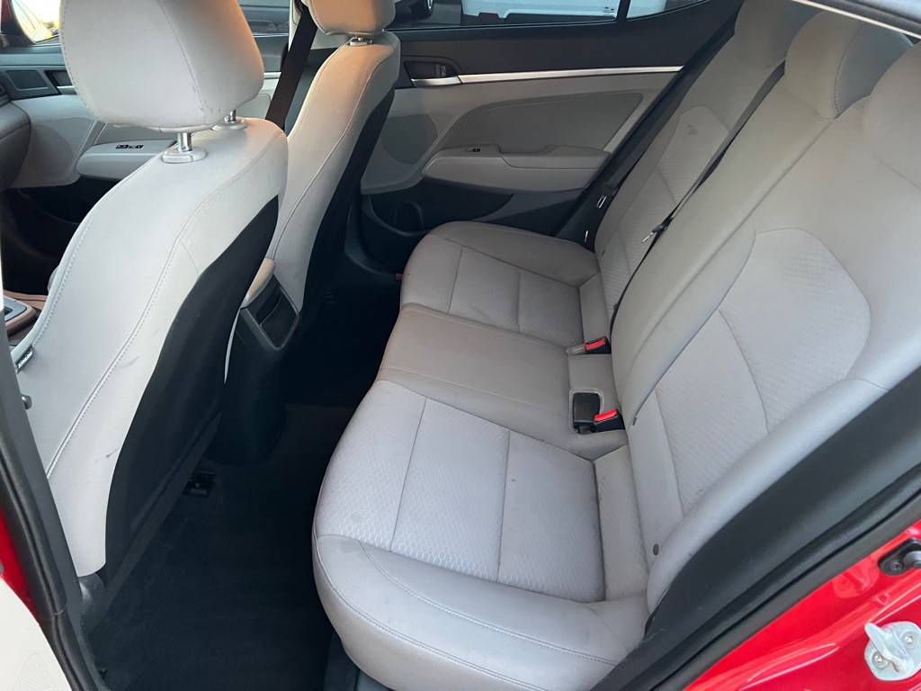 2020 Hyundai Elantra Image 22