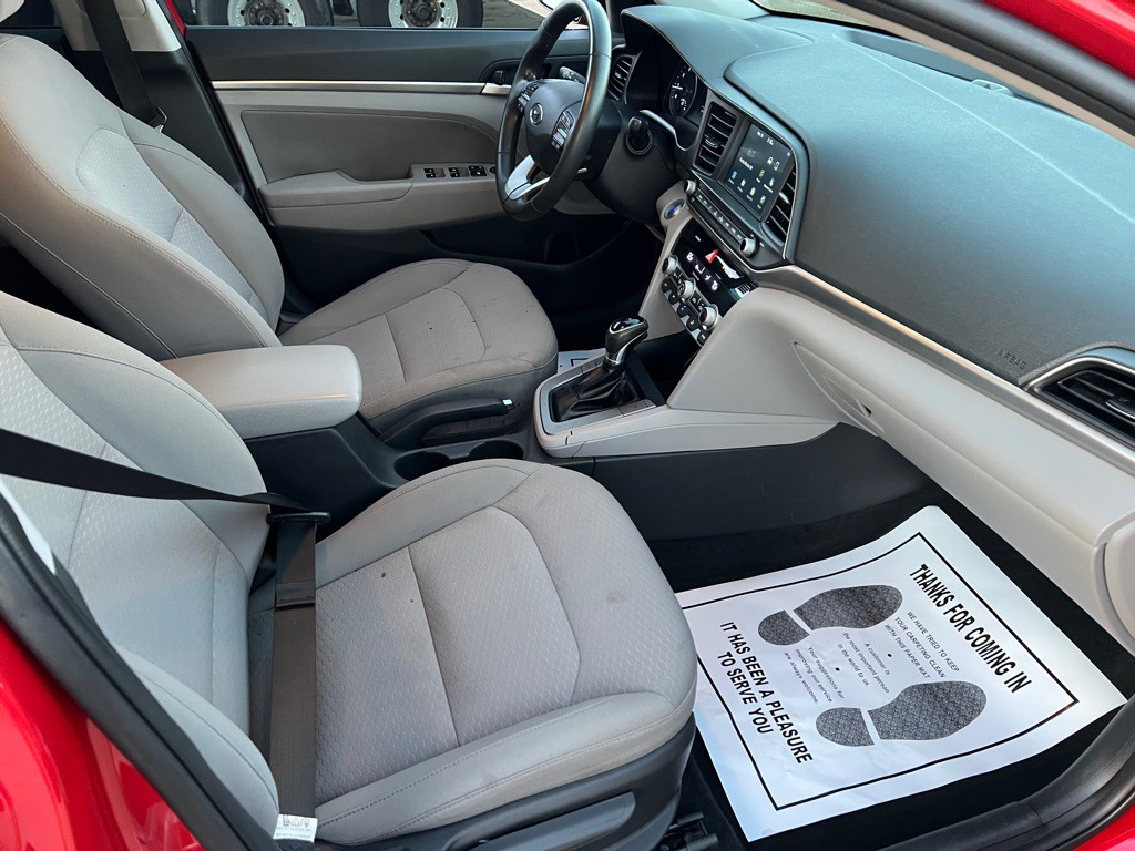 2020 Hyundai Elantra Image 27