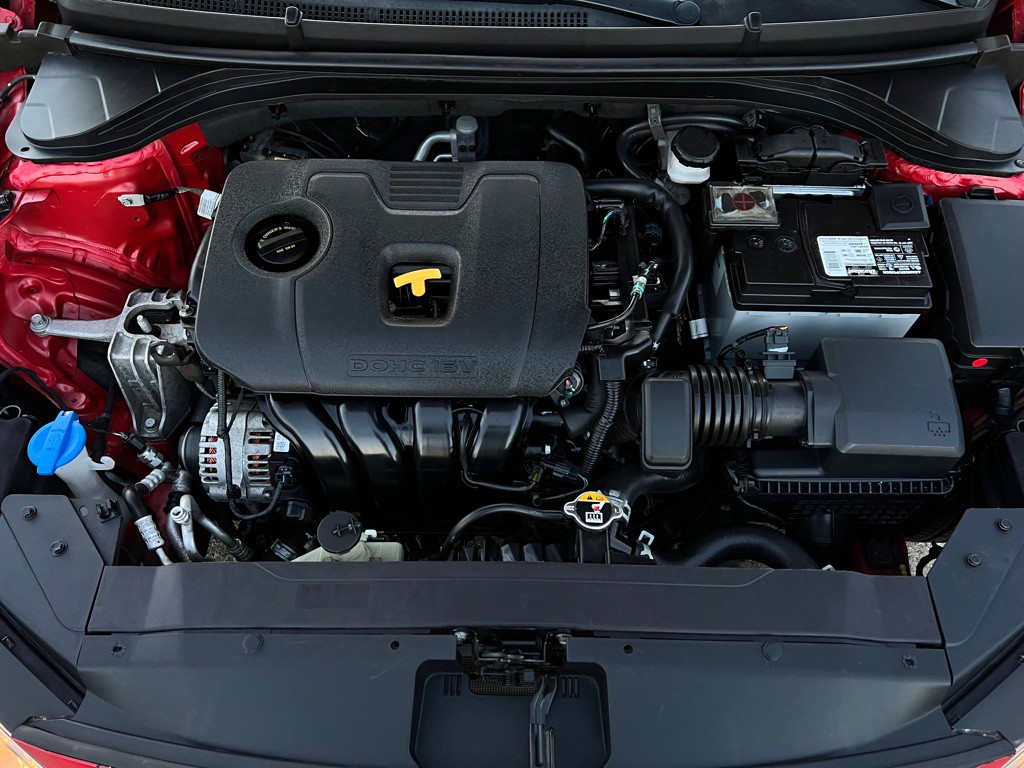 2020 Hyundai Elantra Image 29