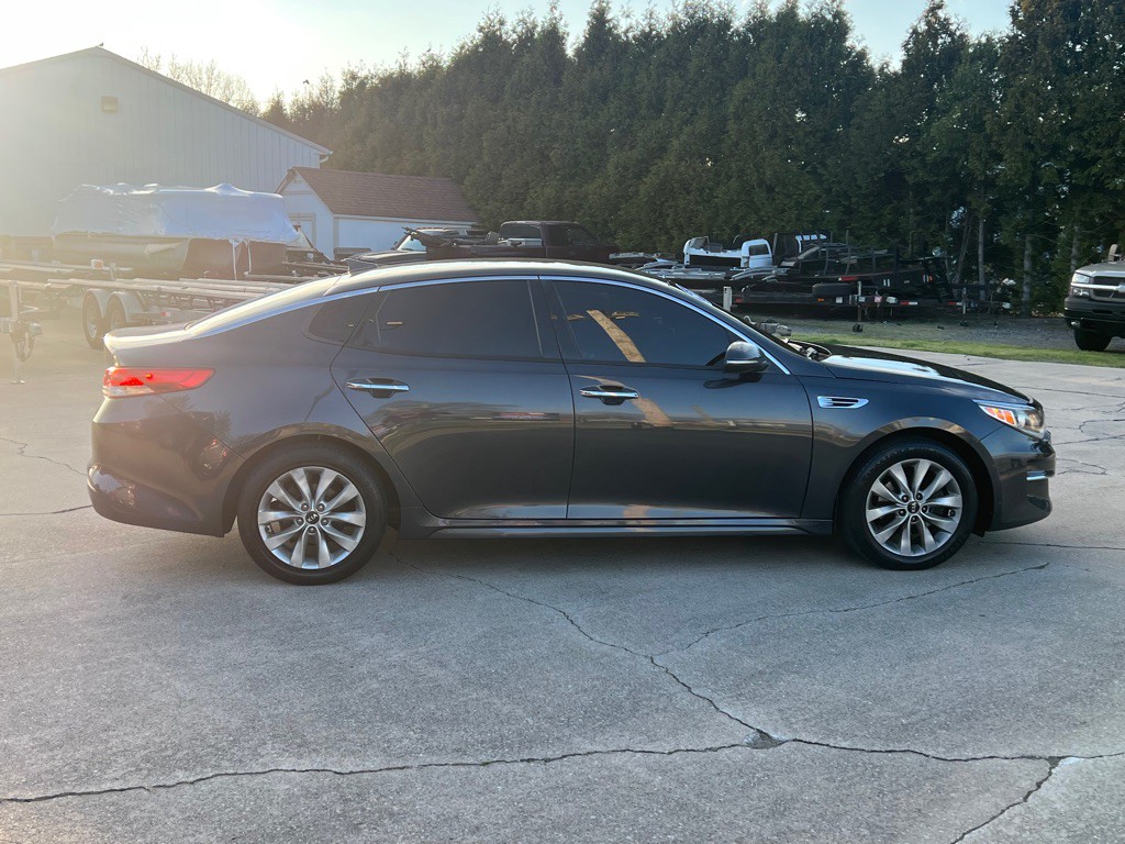 2018 Kia Optima Image 12