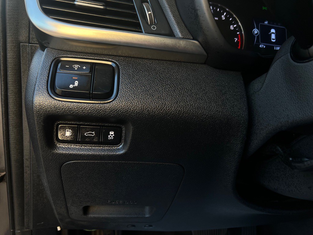 2018 Kia Optima Image 17