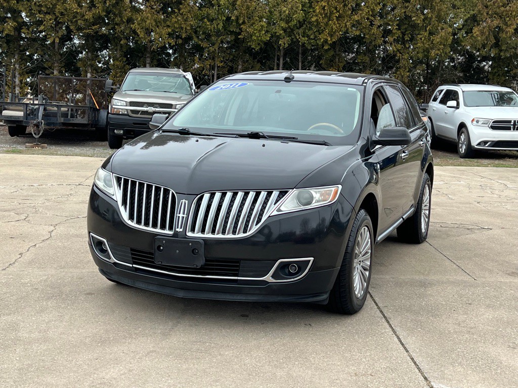 2011 Lincoln MKX Image 2
