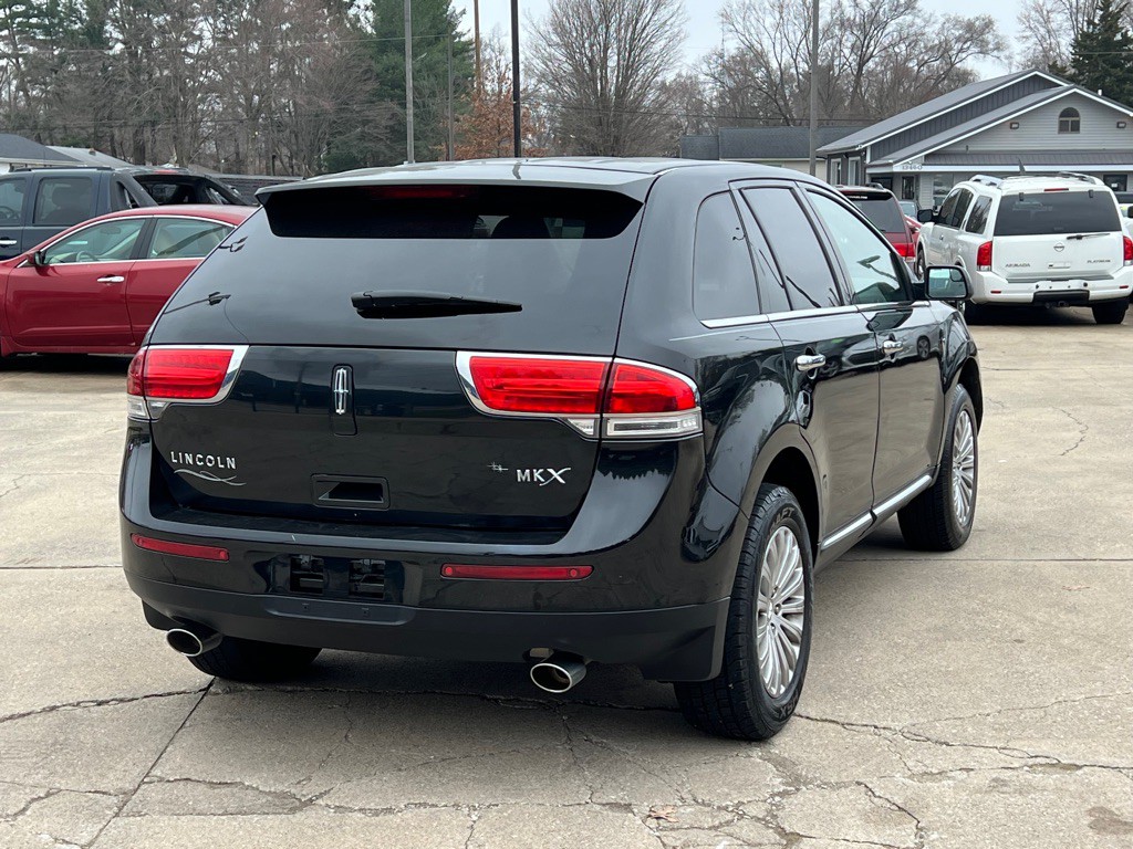 2011 Lincoln MKX Image 8