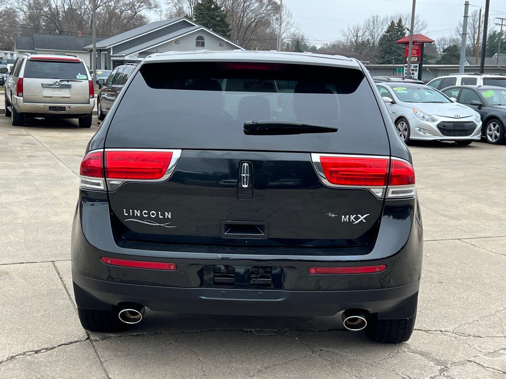 2011 Lincoln MKX Image 9