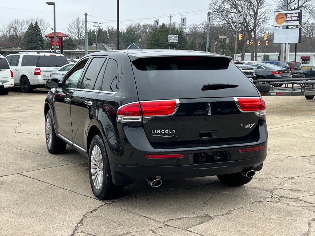 2011 Lincoln MKX Image 10