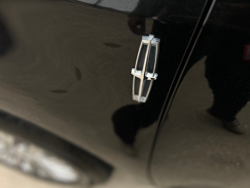 2011 Lincoln MKX Image 20