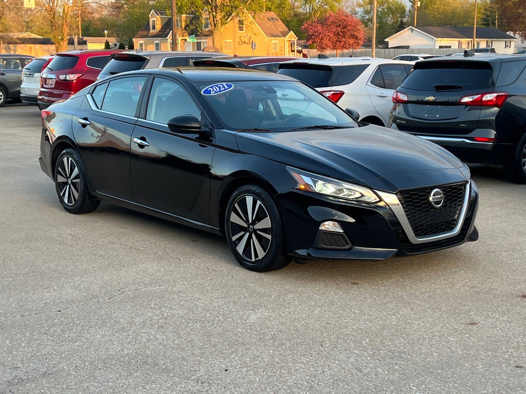 2021 Nissan Altima Image 1