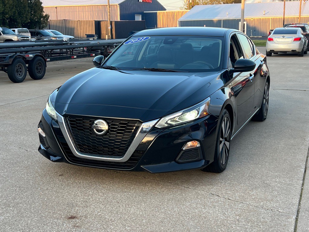 2021 Nissan Altima Image 4