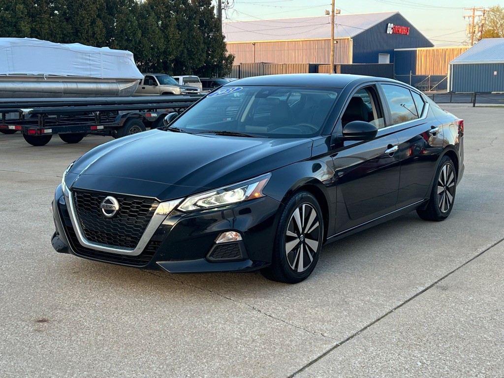 2021 Nissan Altima Image 5