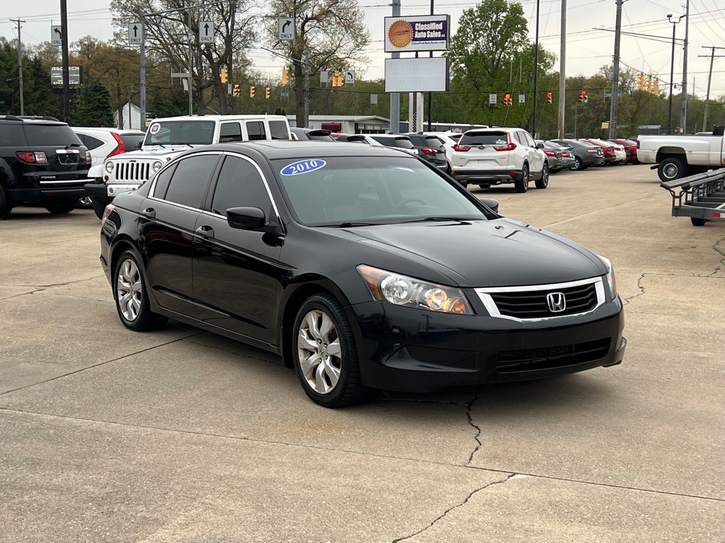 2010 Honda Accord Image 1