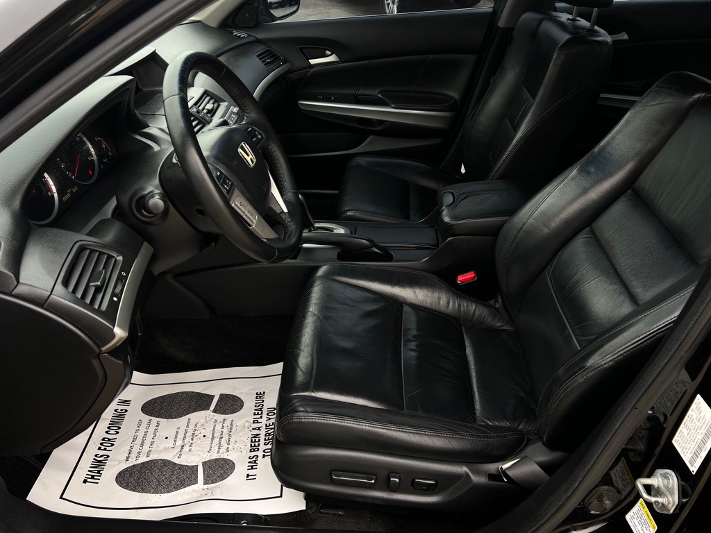 2010 Honda Accord Image 21