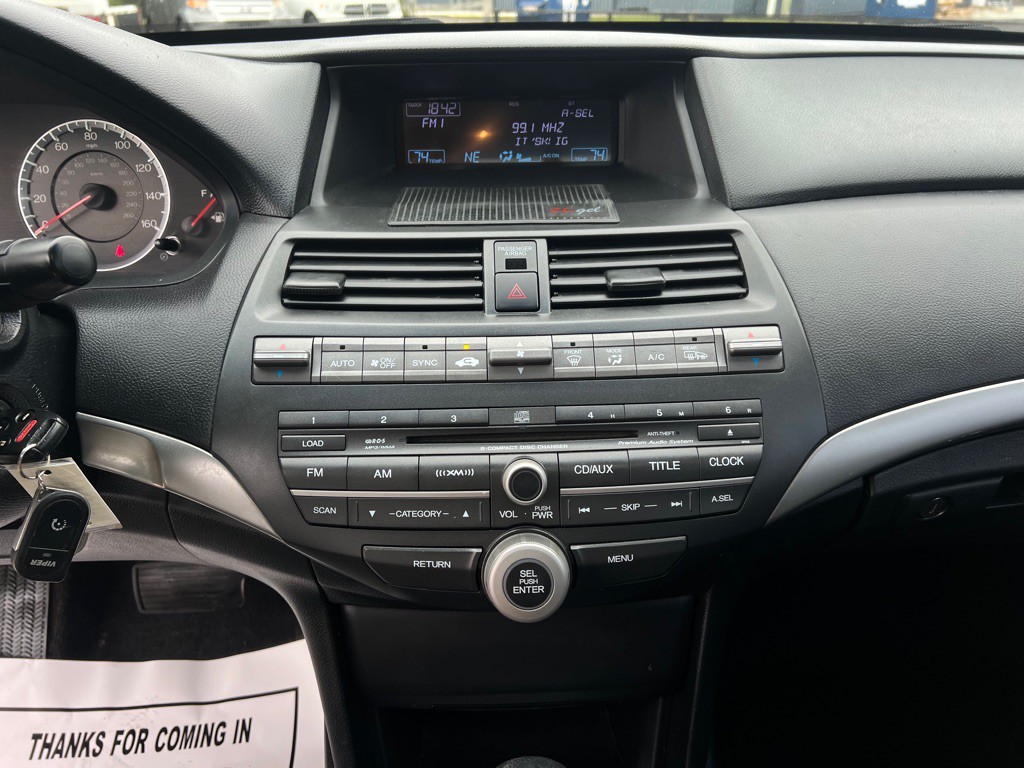2010 Honda Accord Image 27