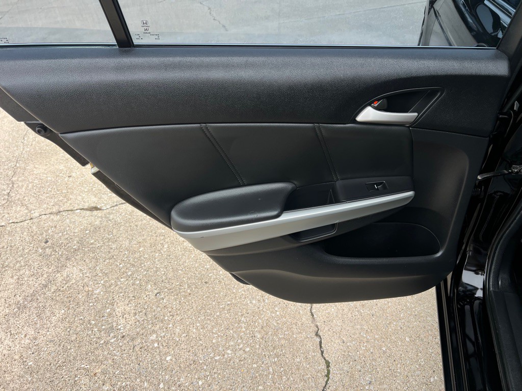 2010 Honda Accord Image 29