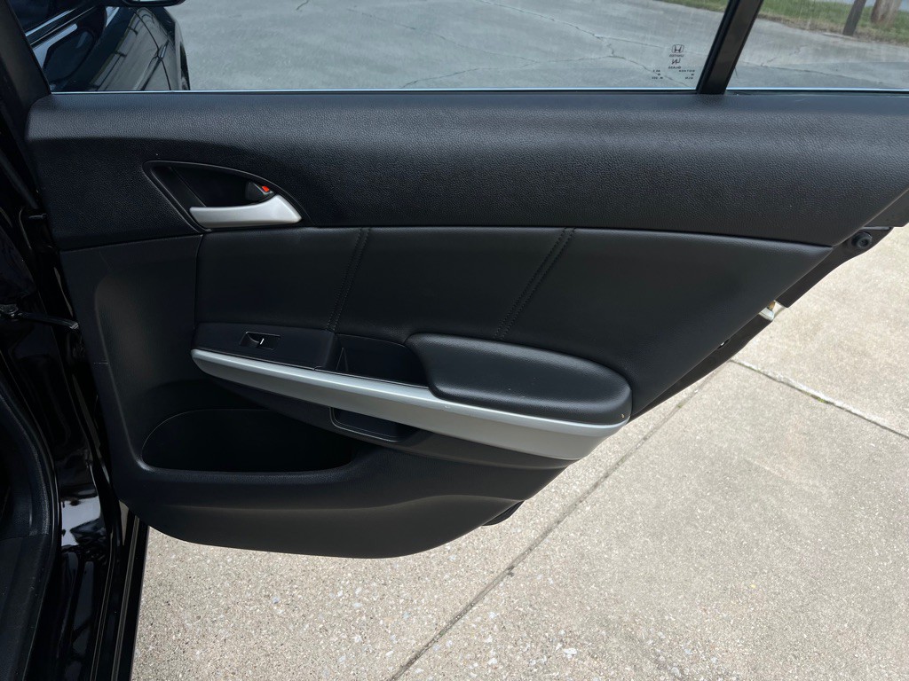 2010 Honda Accord Image 33