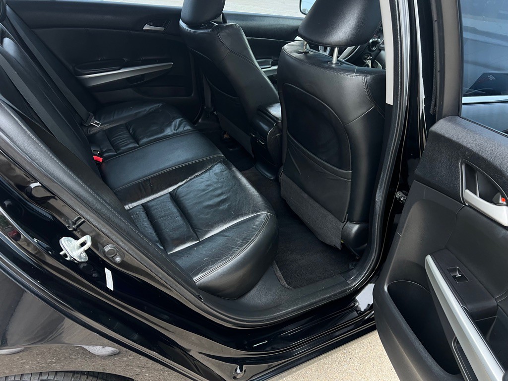 2010 Honda Accord Image 34