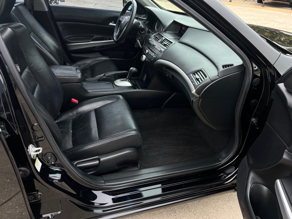 2010 Honda Accord Image 39