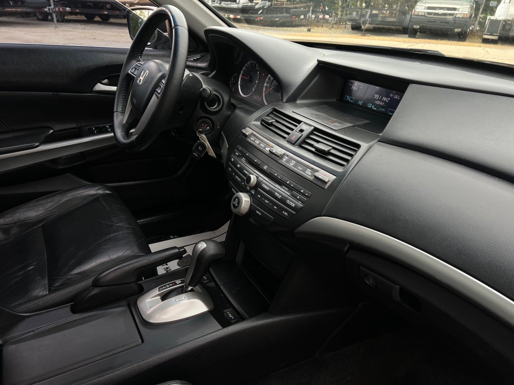 2010 Honda Accord Image 41