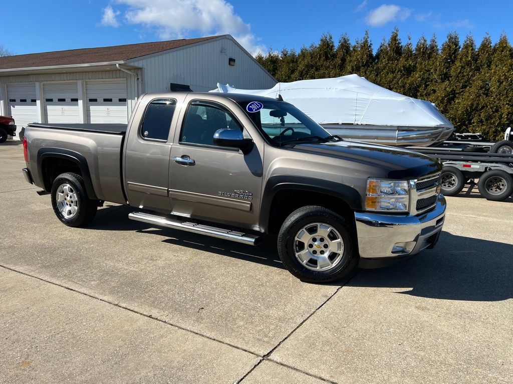 2013 Chevrolet Silverado 1500 Image 2