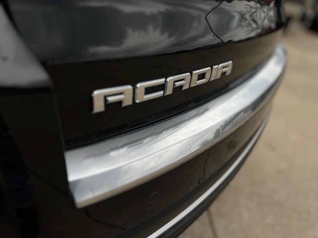 2014 GMC Acadia Image 11