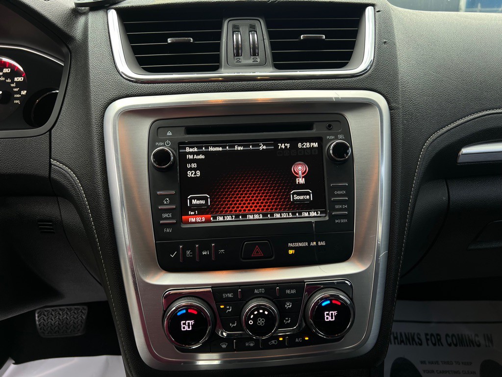 2014 GMC Acadia Image 19