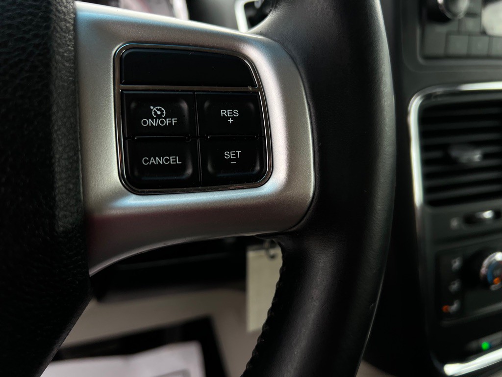 2015 Dodge Grand Caravan Image 20