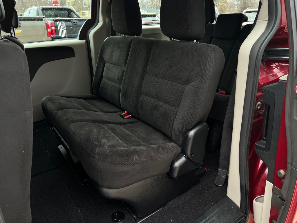 2015 Dodge Grand Caravan Image 25