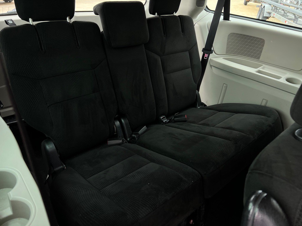 2015 Dodge Grand Caravan Image 29