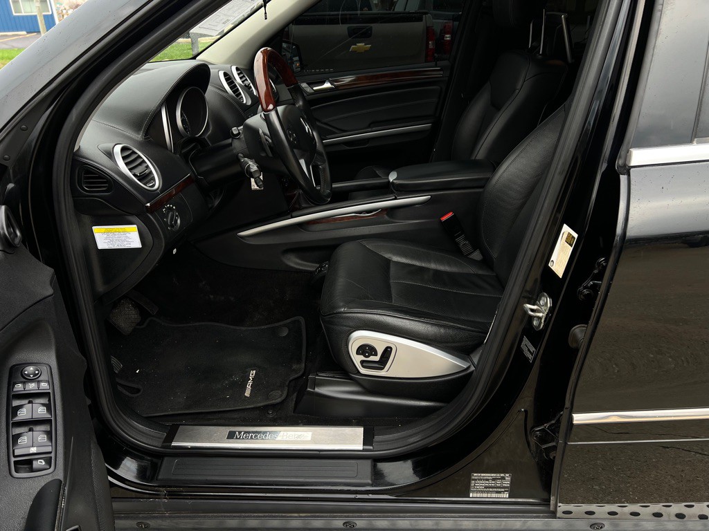 2012 Mercedes-Benz GL-Class Image 19