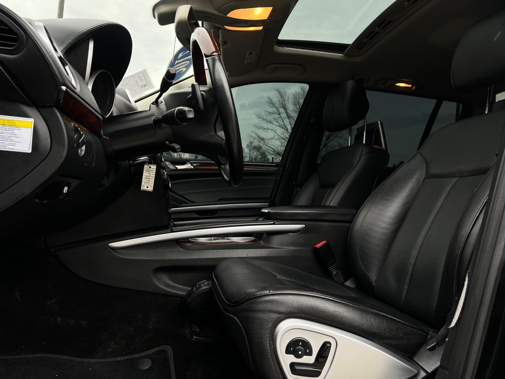 2012 Mercedes-Benz GL-Class Image 21