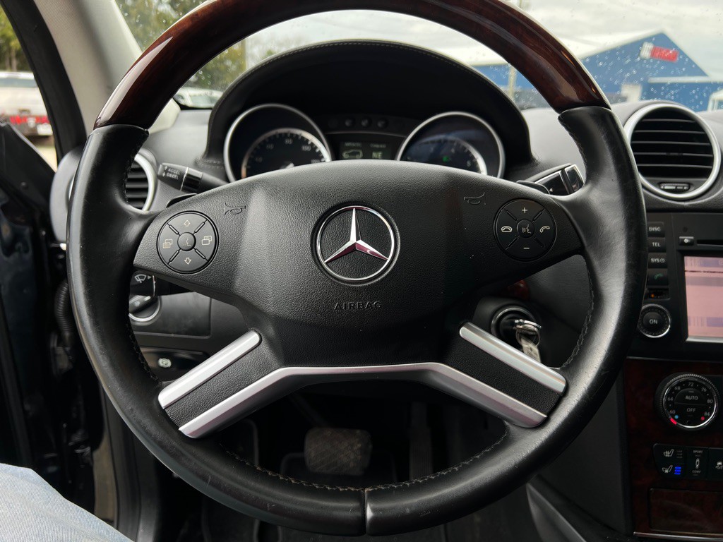 2012 Mercedes-Benz GL-Class Image 22