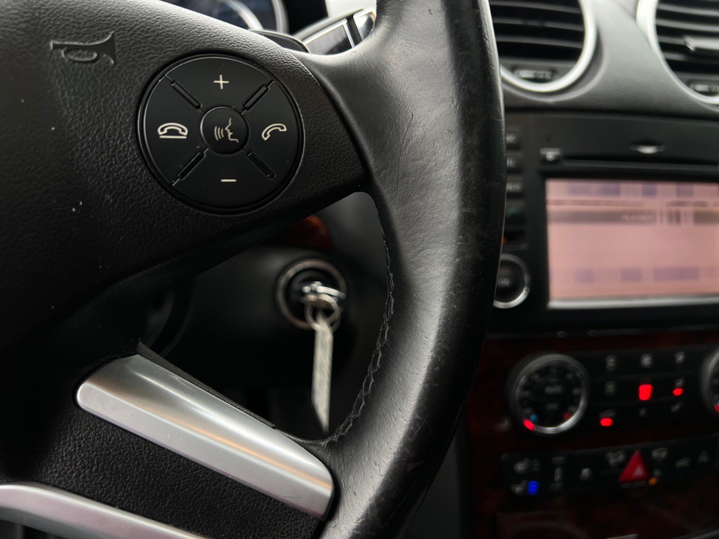 2012 Mercedes-Benz GL-Class Image 24