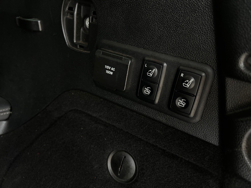 2012 Mercedes-Benz GL-Class Image 33