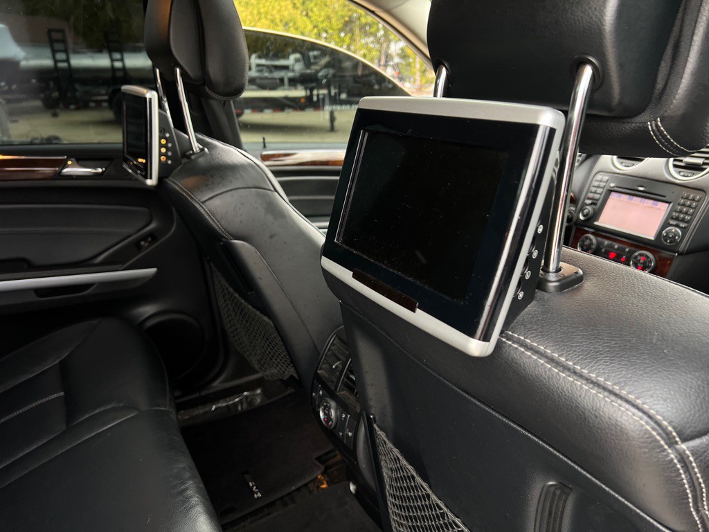 2012 Mercedes-Benz GL-Class Image 39