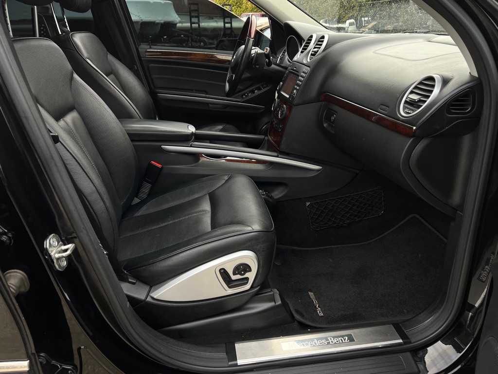 2012 Mercedes-Benz GL-Class Image 42
