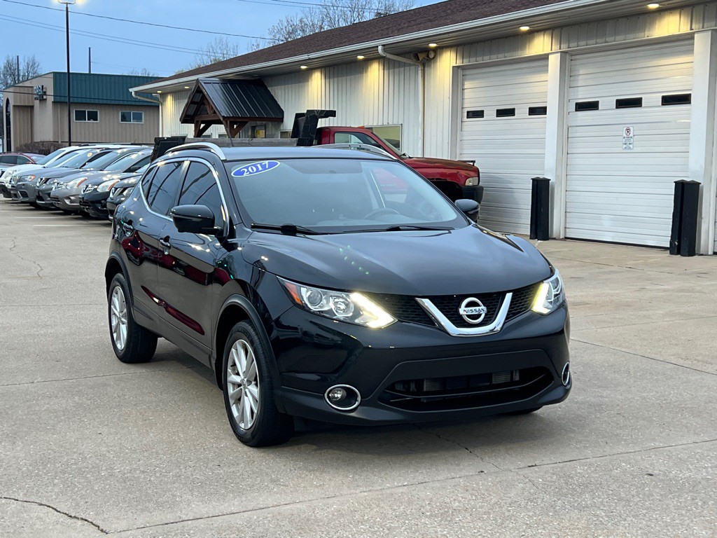 2017 Nissan Rogue Image 4