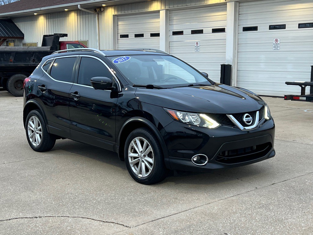 2017 Nissan Rogue Image 5
