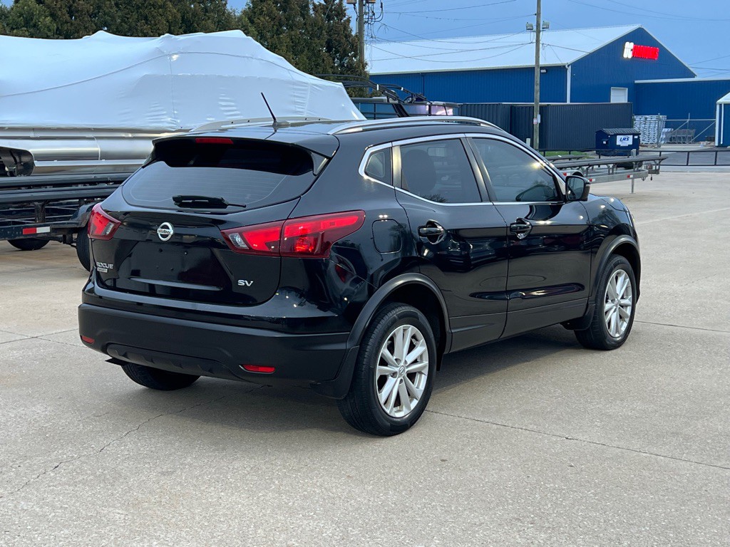 2017 Nissan Rogue Image 7