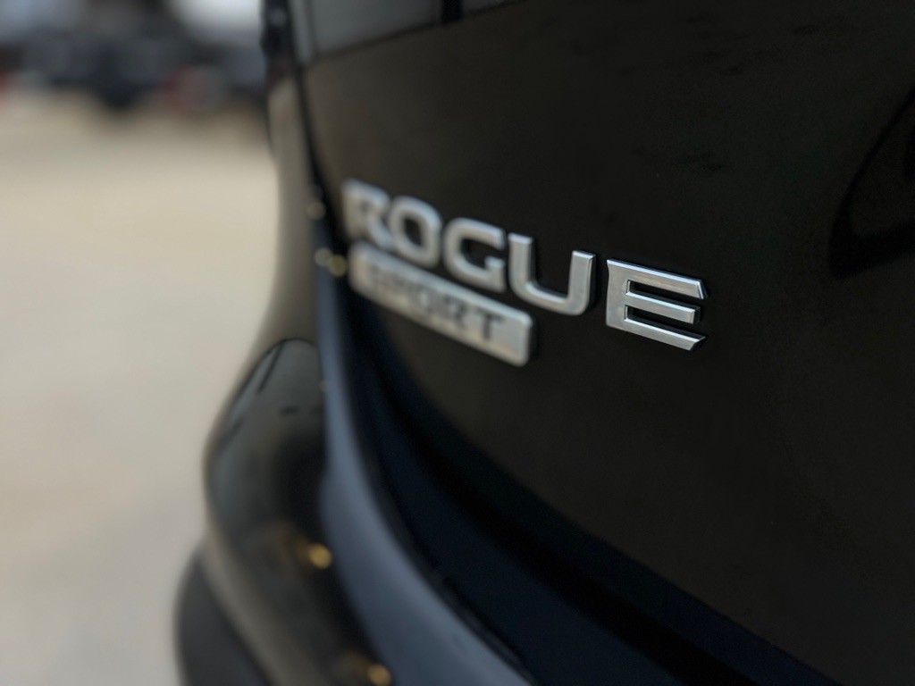 2017 Nissan Rogue Image 17