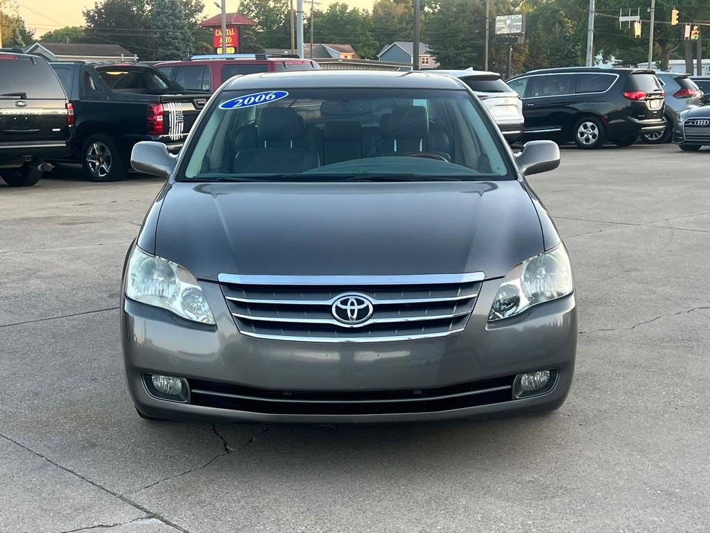 2006 Toyota Avalon Image 2