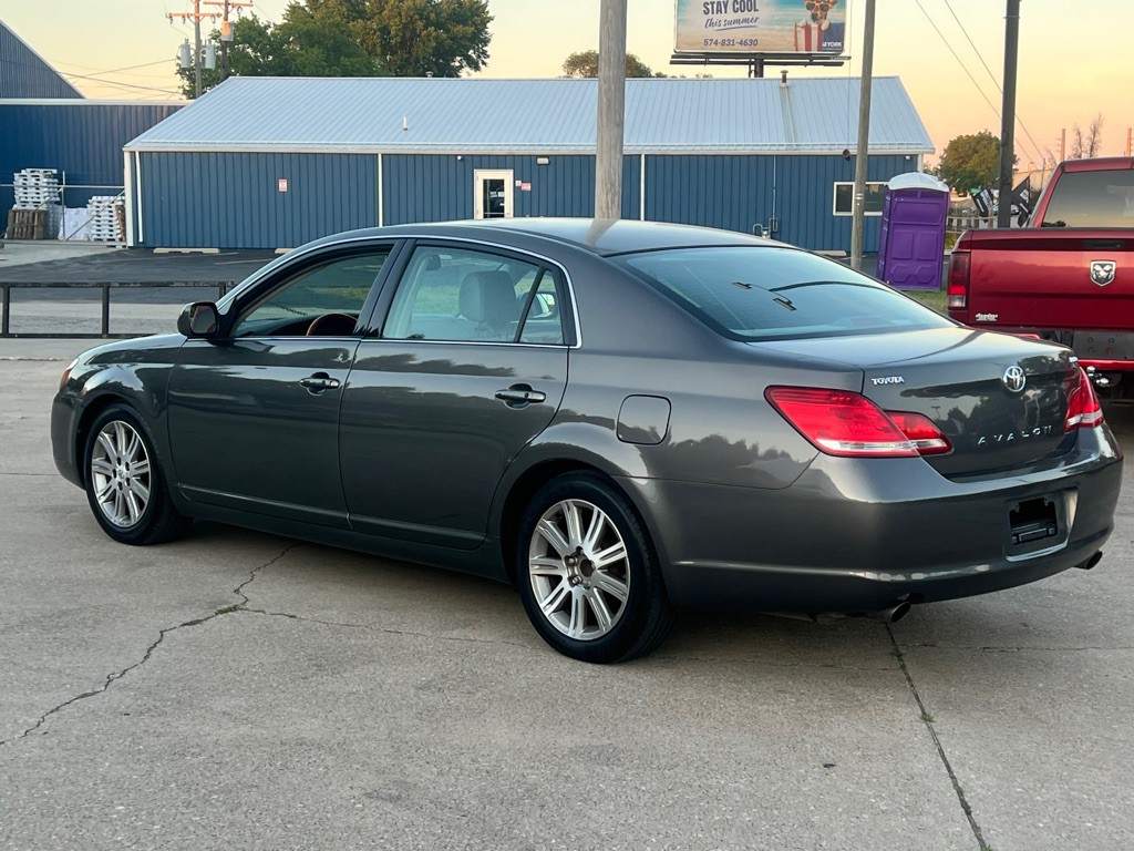 2006 Toyota Avalon Image 6