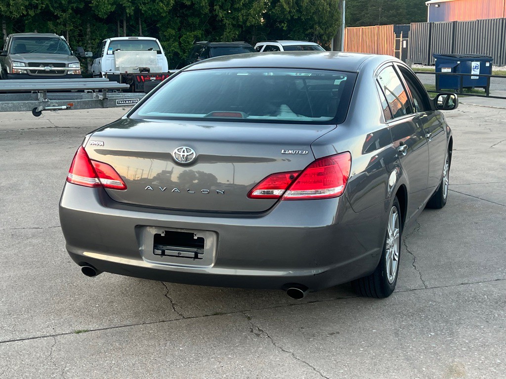 2006 Toyota Avalon Image 9